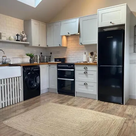 1 Bed In Penrith Oc-94068 *